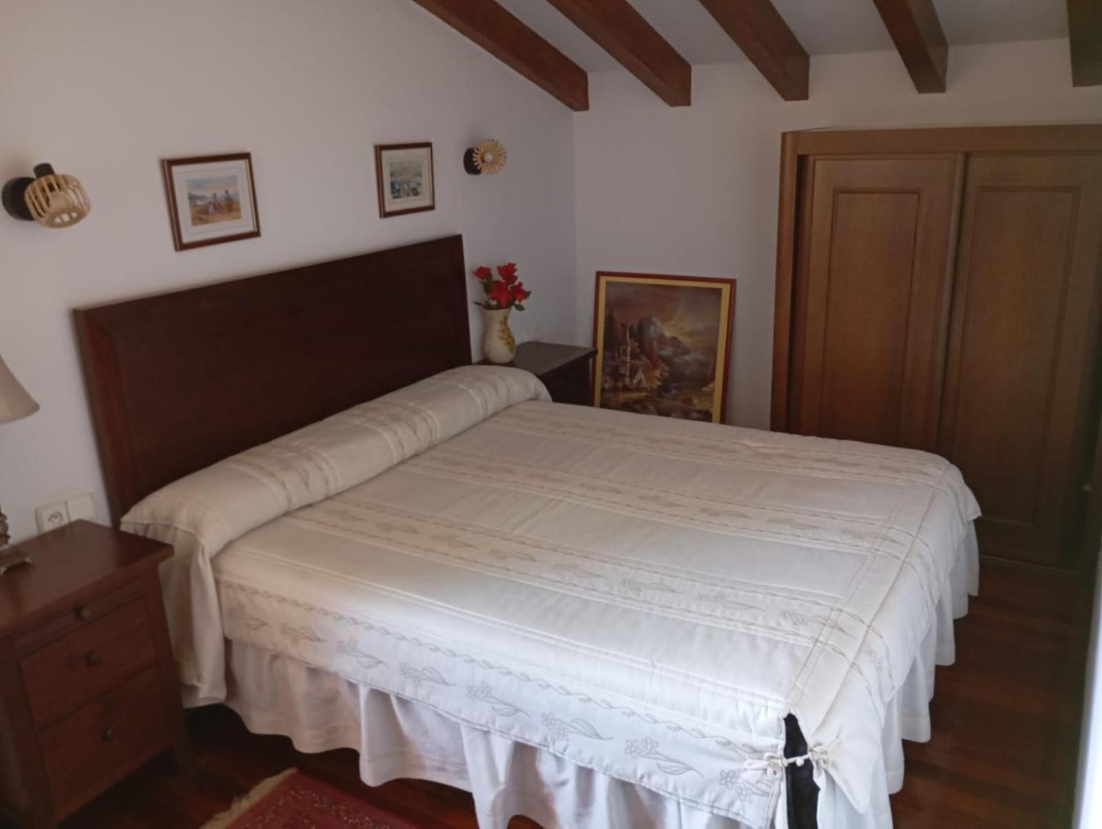 Hotel Montanes Santillana del Mar Esterno foto