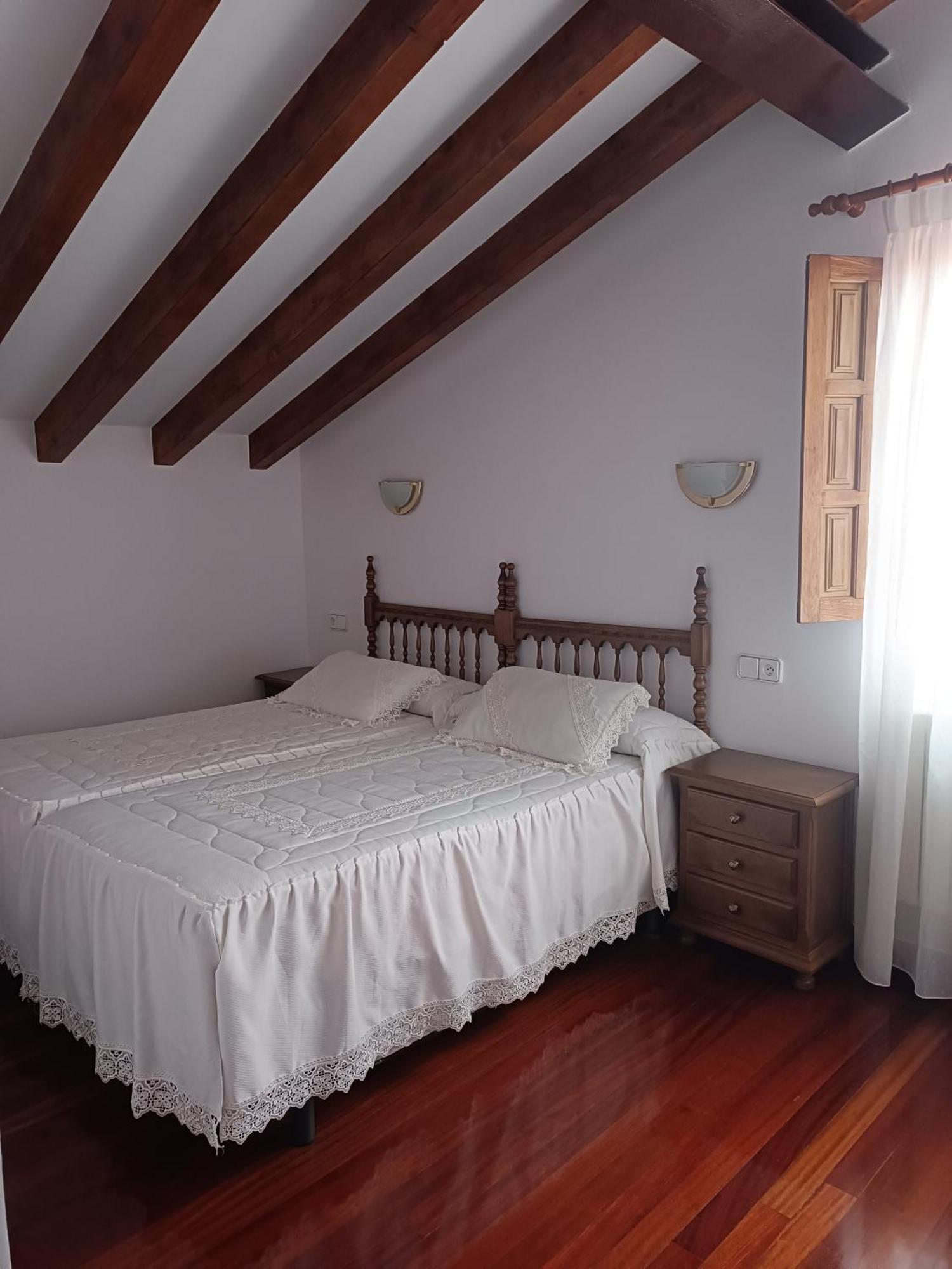 Hotel Montanes Santillana del Mar Esterno foto